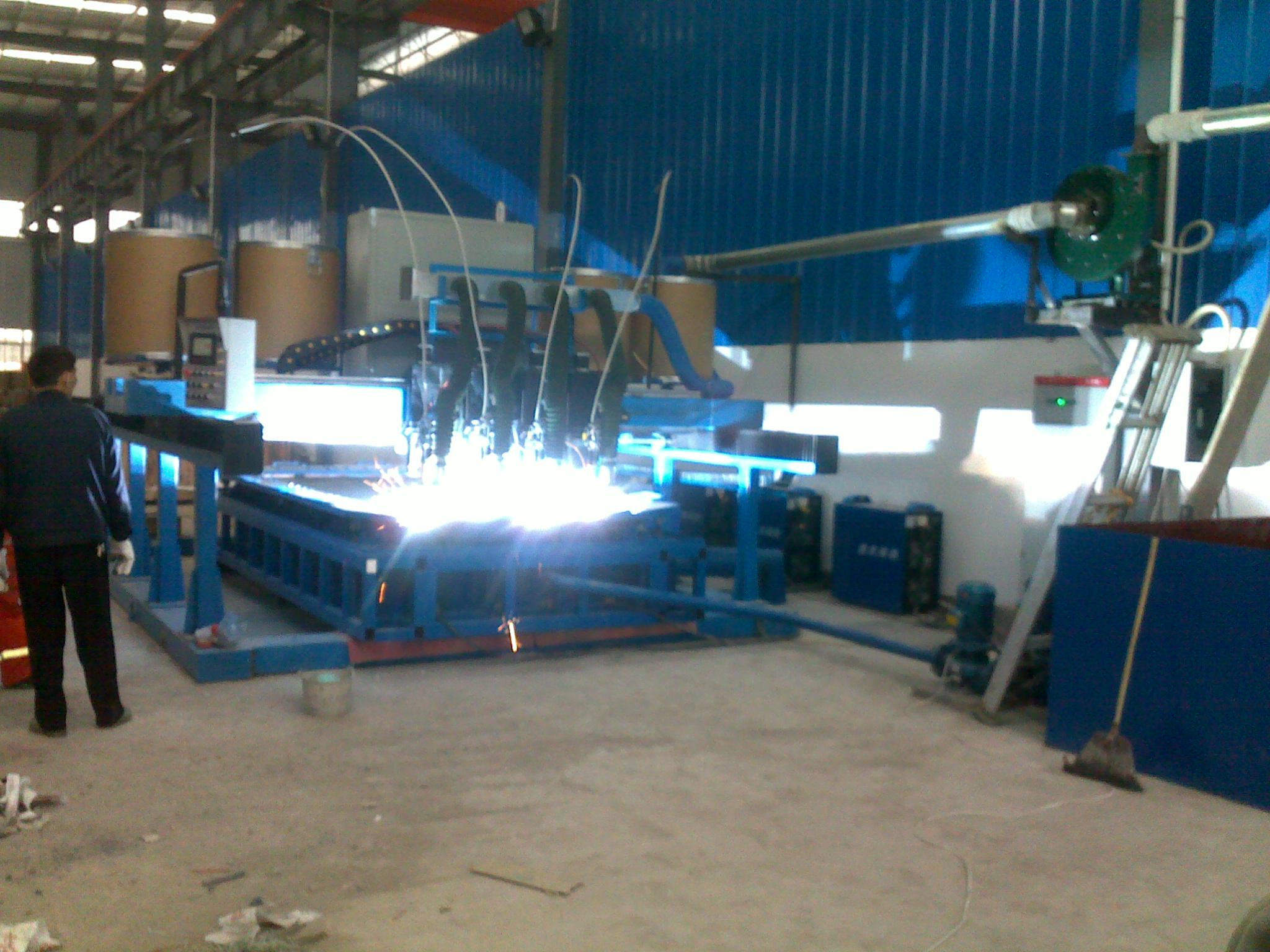 減小焊接復合耐磨鋼板變形的方法 減小焊接復合耐磨鋼板變形的方法